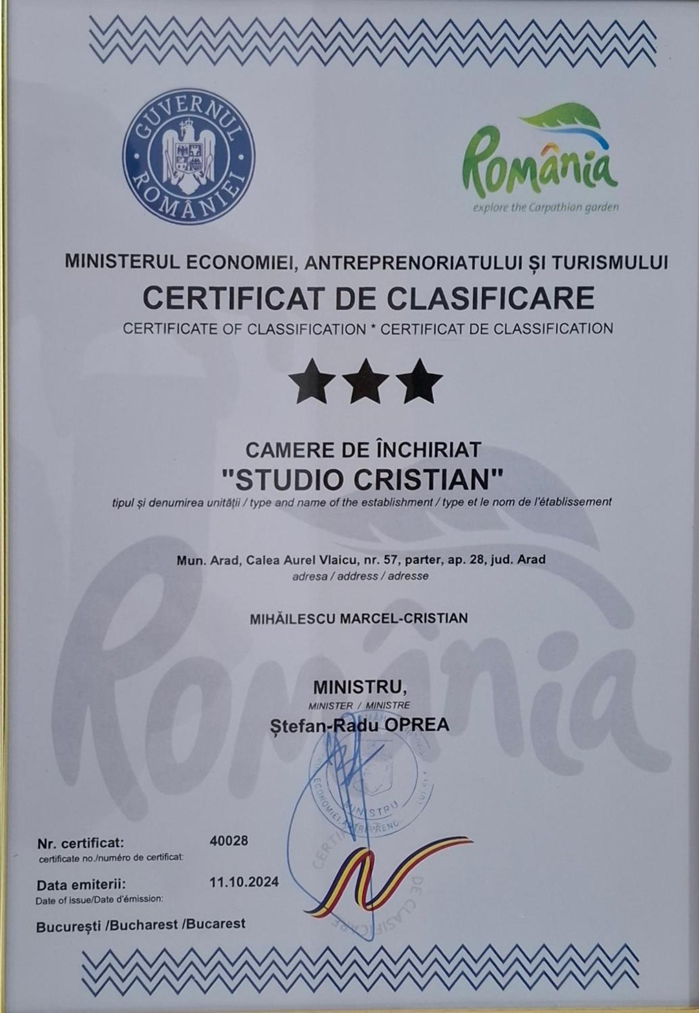 Studio Cristian Арад Экстерьер фото